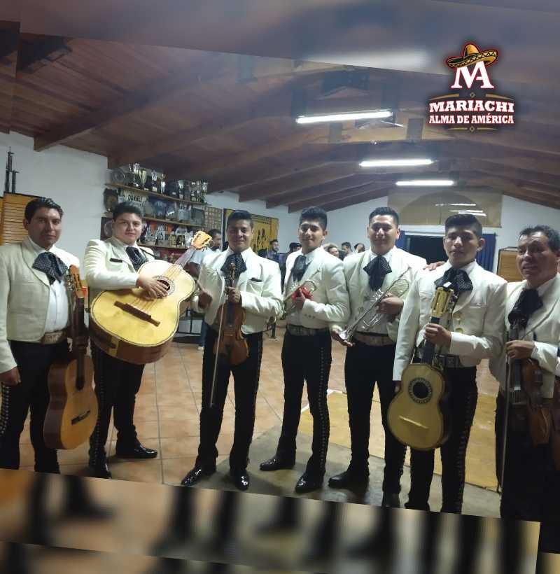 Mariachis para eventos y serenatas en Atizapán